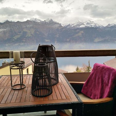 Swiss Seeblick Apartment Mit Hotelanbindung Beatenberg Bagian luar foto