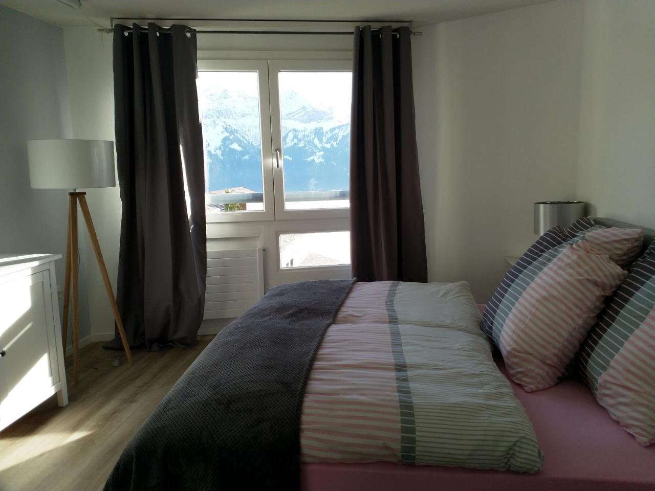 Swiss Seeblick Apartment Mit Hotelanbindung Beatenberg Bagian luar foto