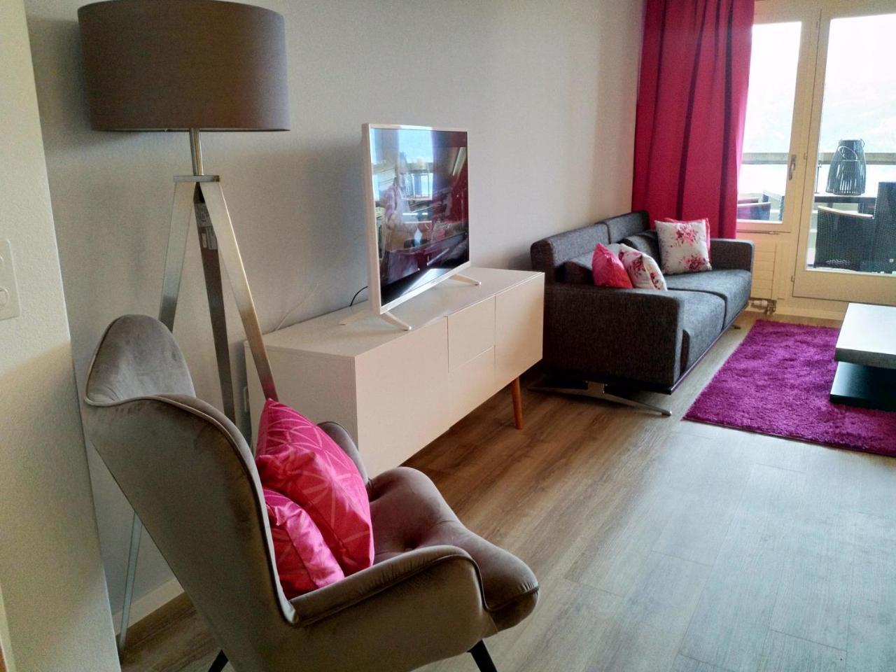 Swiss Seeblick Apartment Mit Hotelanbindung Beatenberg Bagian luar foto